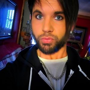 Meet your Posher, Cody